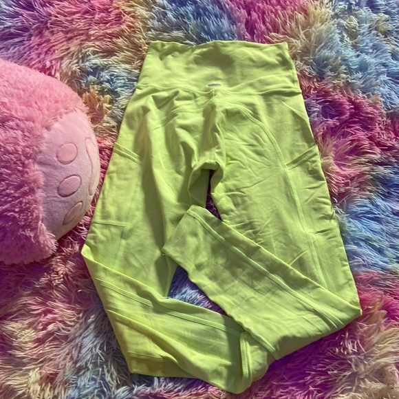 Neon yellow yoga pants - Picture 4 of 4